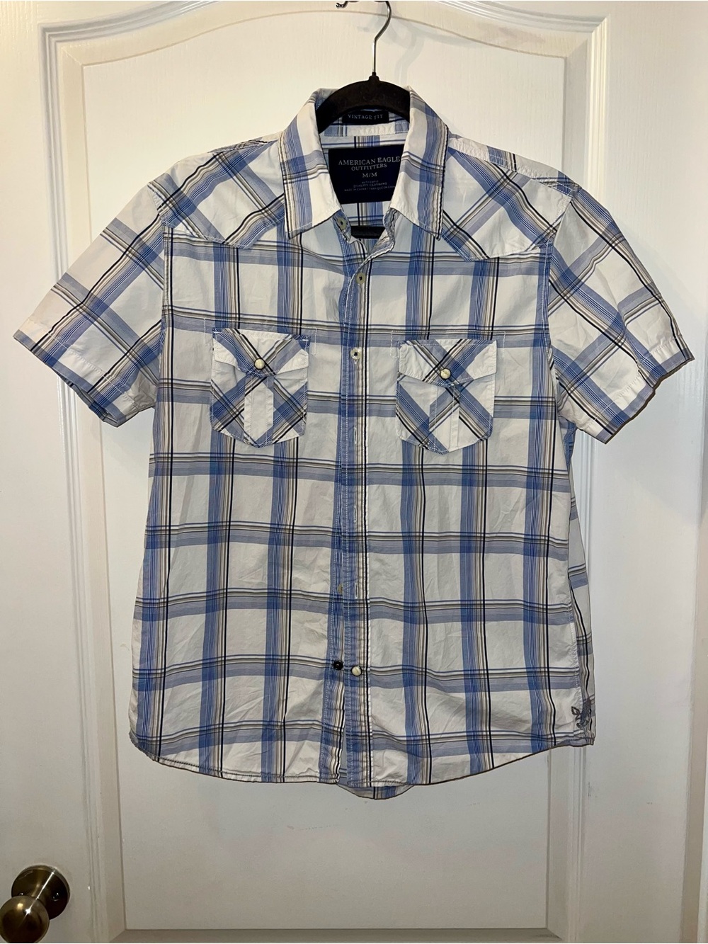 American Eagle Outfitters Short Sleeve Plaid Button-Up Shirt - White & Blue